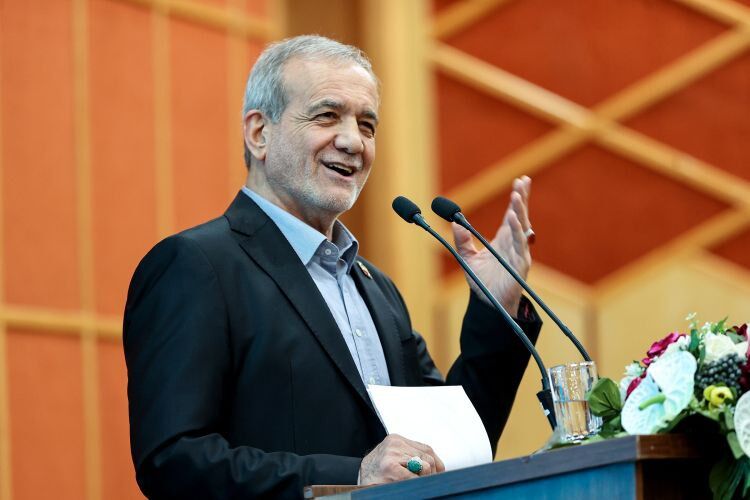 پزشکیان:سرمایه ای ارزشمندتر از نیروی انسانی برای کشور نیست/ آموزش و تربیت ضامن توسعه پزشکیان:سرمایه ای ارزشمندتر از نیروی انسانی برای کشور نیست/ آموزش و تربیت ضامن توسعه