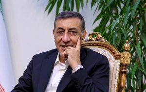 معاون رئیس جمهور:دولت مردم را رها نکرده است/ تورم نتیجه ساختار اقتصادی و ناترازی بانک‌ها