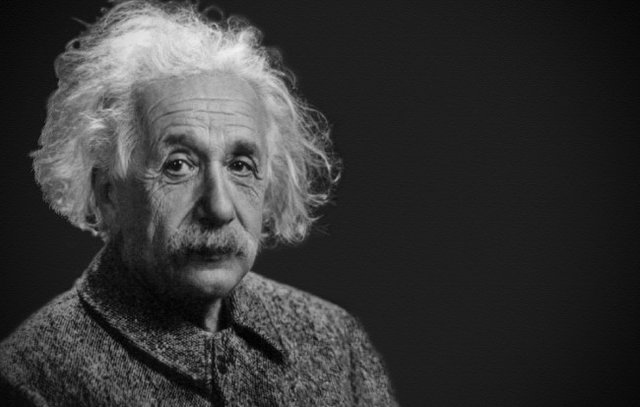توییتر “نوبل پرایز” از اینشتین یاد کرد