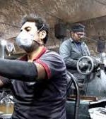 کارگر پول خرید روزانه ماسک را ندارد کارگر پول خرید روزانه ماسک را ندارد