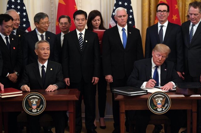 ترامپ سرمایه‌گذاری در ارتش چین را ممنوع کرد