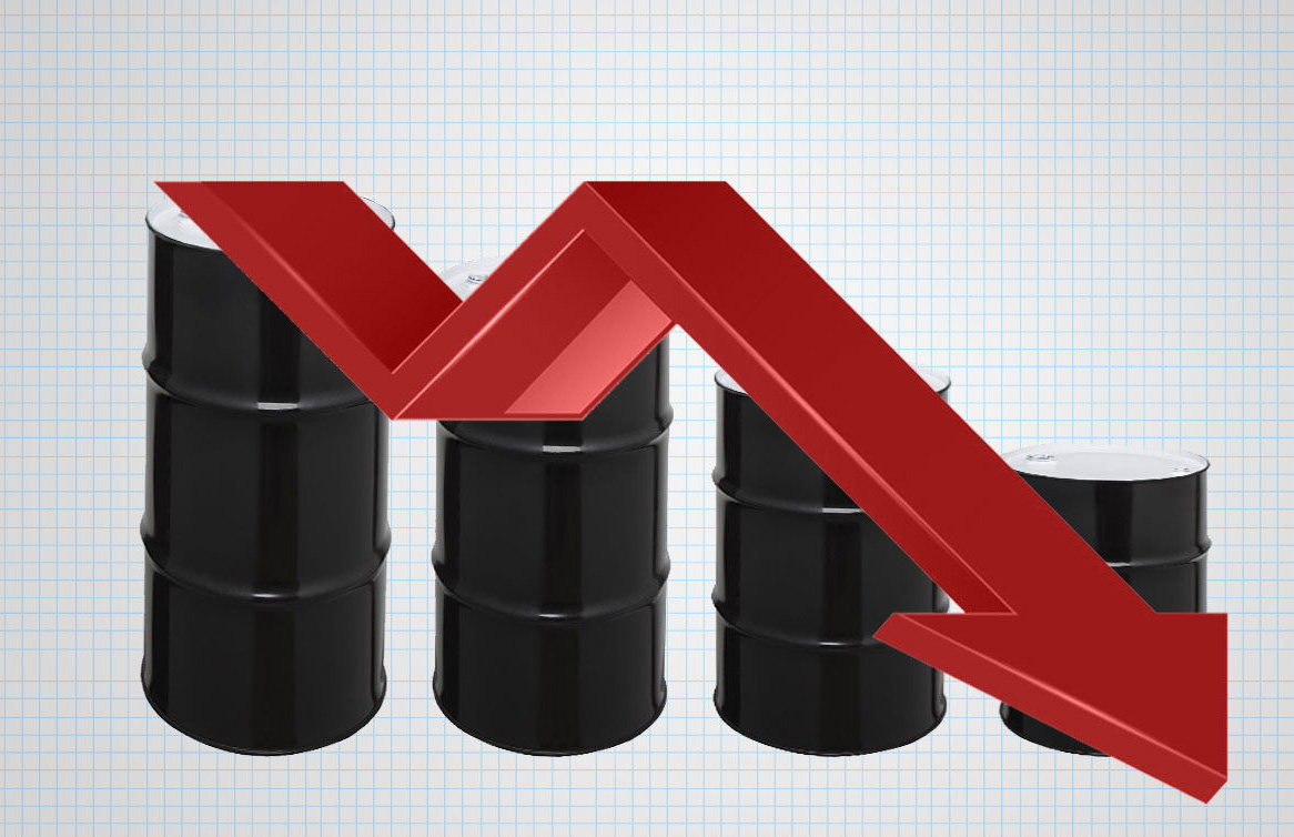 کاهش قیمت نفت به علت افزایش نگرانی‌ها از مازاد عرضه