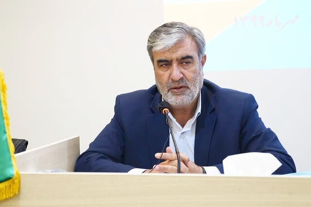عزیزی: لایحه بودجه ۱۴۰۰ به نفت تکیه دارد عزیزی: لایحه بودجه ۱۴۰۰ به نفت تکیه دارد