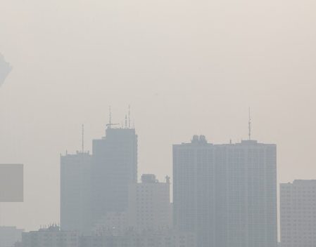 ۳۷ روز تنفس هوای آلوده در تهران طی پاییز ۳۷ روز تنفس هوای آلوده در تهران طی پاییز