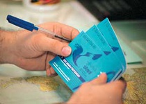 شاکری: افزایش قیمت بلیت هواپیما غیرقانونی است/ سازمان هواپیمایی پاسخگو باشد شاکری: افزایش قیمت بلیت هواپیما غیرقانونی است/ سازمان هواپیمایی پاسخگو باشد