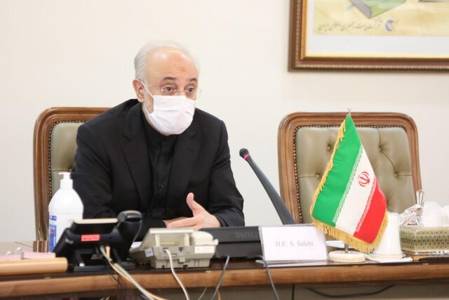 صالحی: دستمان روی ماشه است؛ باید فرمانده دستور بدهد صالحی: دستمان روی ماشه است؛ باید فرمانده دستور بدهد