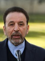واعظی: امیدواریم اولین محموله واکسن روسی قبل از ۲۲ بهمن به تهران برسد