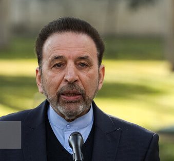 واعظی: امیدواریم اولین محموله واکسن روسی قبل از ۲۲ بهمن به تهران برسد واعظی: امیدواریم اولین محموله واکسن روسی قبل از ۲۲ بهمن به تهران برسد