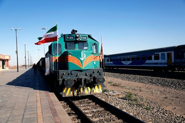 درخواست برای افزایش قیمت بلیت قطار ۱۴۰۰ درخواست برای افزایش قیمت بلیت قطار ۱۴۰۰