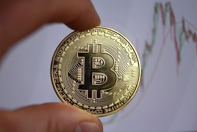 بیتکوین عقب نشینی کرد بیتکوین عقب نشینی کرد