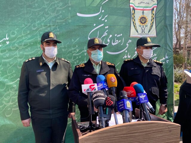 دستگیری بیش از ۷۰۰ سارق در پایتخت/واکنش پلیس به فروش واکسن کرونا در ناصرخسرو دستگیری بیش از ۷۰۰ سارق در پایتخت/واکنش پلیس به فروش واکسن کرونا در ناصرخسرو