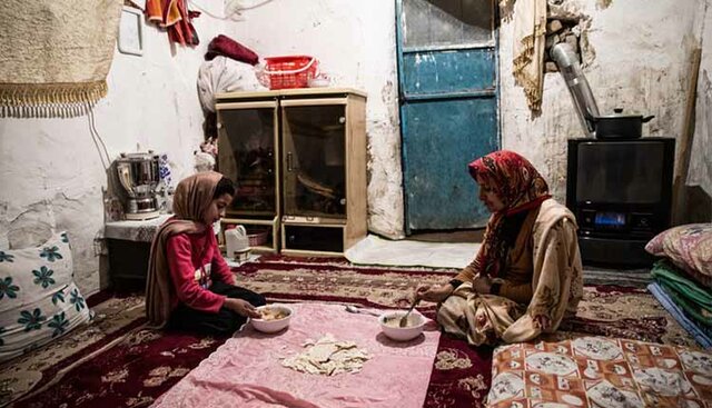 وضعیت «فقر» در ایران؛ ۳۱ درصد خانوارها زیر «خط فقر درآمدی» وضعیت «فقر» در ایران؛ ۳۱ درصد خانوارها زیر «خط فقر درآمدی»