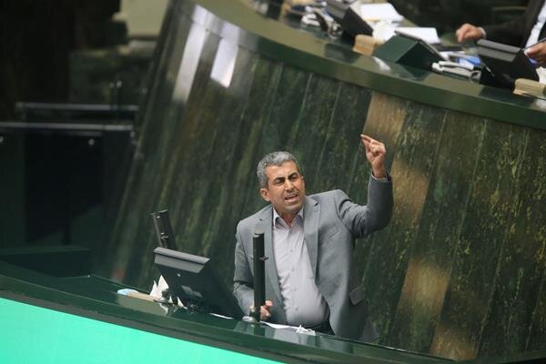 پورابراهیمی: ۲۶ هزار میلیارد تومان مطالبات معوق نیروگاه های برق بخش خصوصی است پورابراهیمی: ۲۶ هزار میلیارد تومان مطالبات معوق نیروگاه های برق بخش خصوصی است