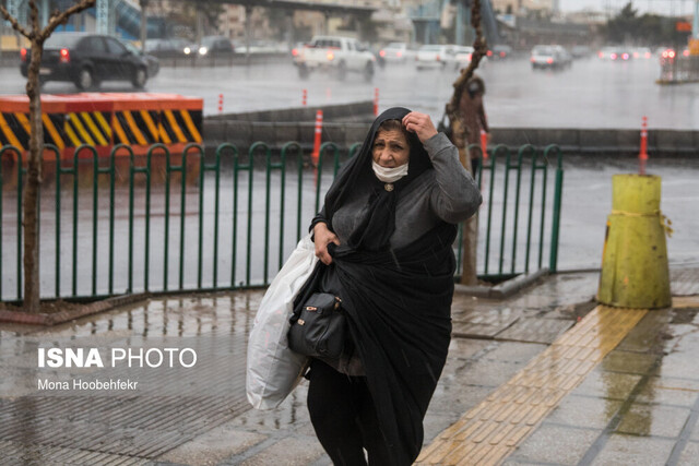 هشدار نارنجی سازمان هواشناسی نسبت به رگبار و رعد و برق در ۱۳ استان هشدار نارنجی سازمان هواشناسی نسبت به رگبار و رعد و برق در ۱۳ استان