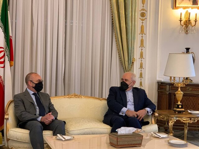 دیدار ظریف با رئیس کمیسیون سیاست خارجی مجلس سنای ایتالیا دیدار ظریف با رئیس کمیسیون سیاست خارجی مجلس سنای ایتالیا