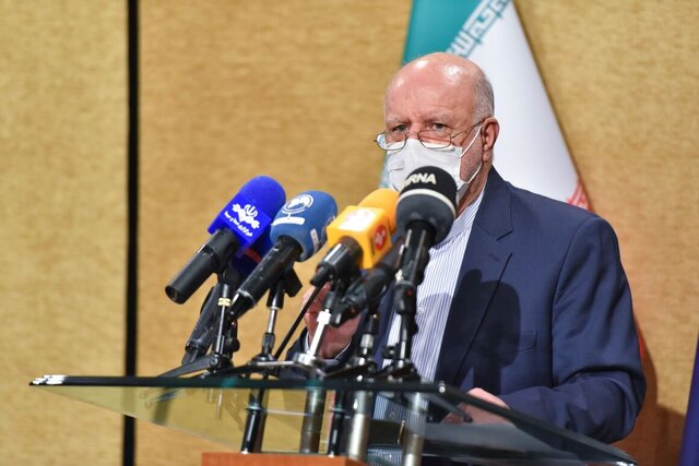 واکنش زنگنه به سخنان نامزدهای ریاستجمهوری درباره کرسنت و قیمت بنزین واکنش زنگنه به سخنان نامزدهای ریاستجمهوری درباره کرسنت و قیمت بنزین
