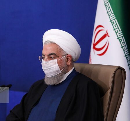 همه باید به رئیس جمهور منتخب و دولت بعدی برای کسب موفقیت کمک کنیم همه باید به رئیس جمهور منتخب و دولت بعدی برای کسب موفقیت کمک کنیم