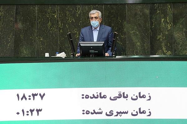اردکانیان: باید به تولید ۸۴۰۰ مگاوات برق هستهای تا سال ۱۴۲۰ برسیم اردکانیان: باید به تولید ۸۴۰۰ مگاوات برق هستهای تا سال ۱۴۲۰ برسیم