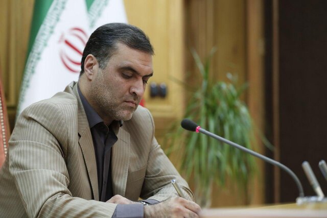 اطلاعیه درباره انصراف یکی از نامزدهای انتخابات منتشر می شود اطلاعیه درباره انصراف یکی از نامزدهای انتخابات منتشر می شود