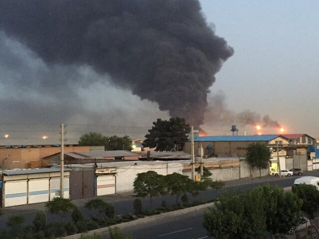 آتشسوزی گسترده در محدوده جاده مخصوص آتشسوزی گسترده در محدوده جاده مخصوص