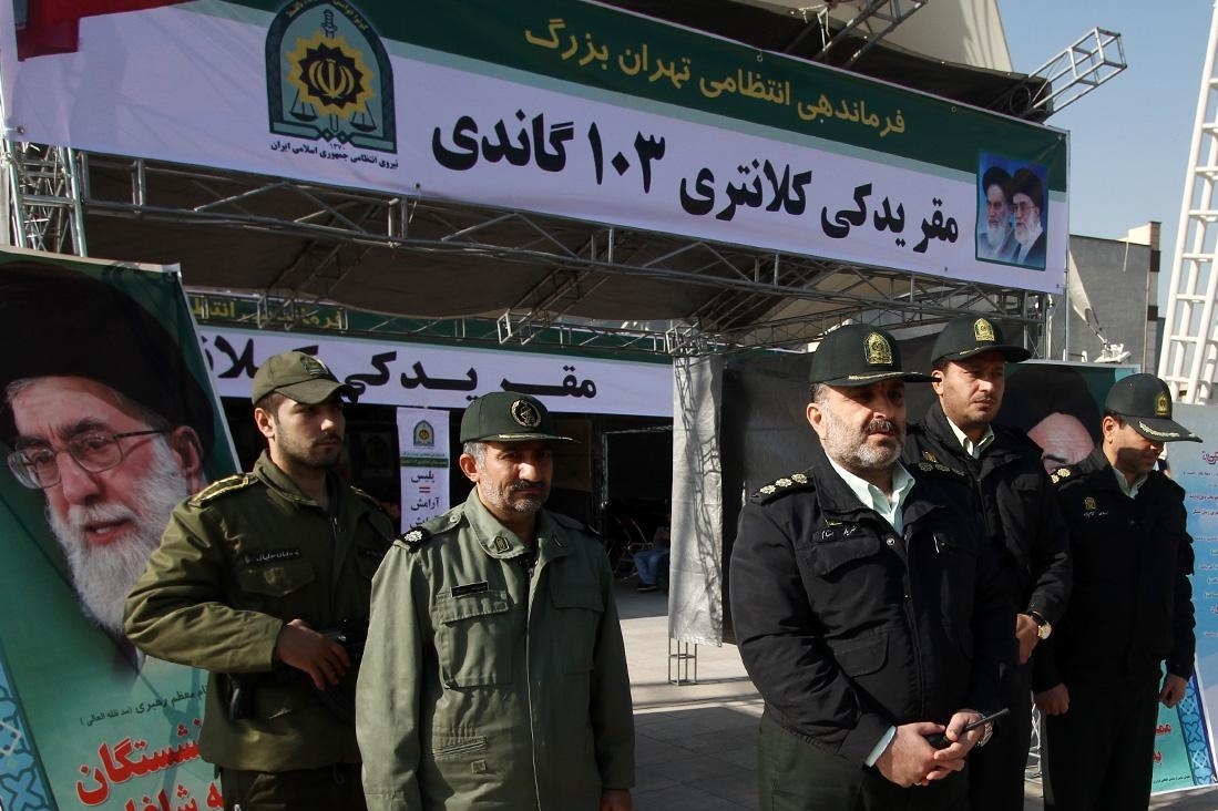 مأمور کلانتری ۱۰۳ گاندی تهران با اصابت گلوله به شهادت رسید مأمور کلانتری ۱۰۳ گاندی تهران با اصابت گلوله به شهادت رسید