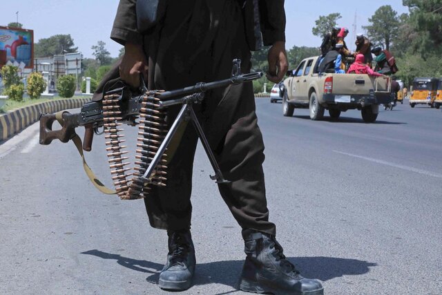 سقوط دومین شهر بزرگ افغانستان بدست طالبان، جلال آباد بدون جنگ تسلیم شد سقوط دومین شهر بزرگ افغانستان بدست طالبان، جلال آباد بدون جنگ تسلیم شد