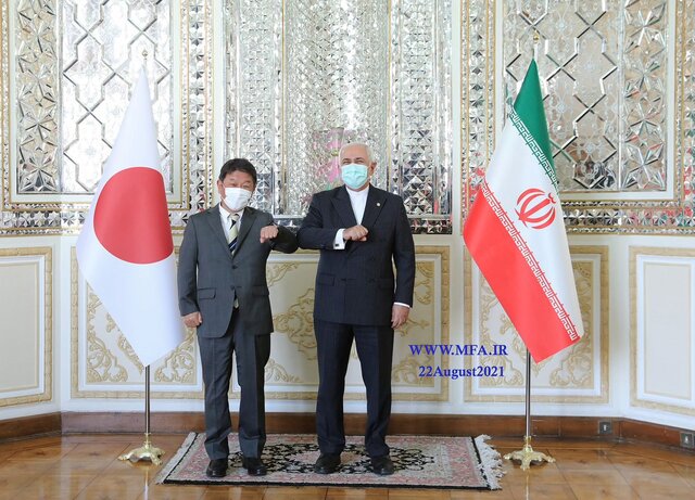 گزارش توییتری ظریف از محورهای دیدارش با وزیر خارجه ژاپن گزارش توییتری ظریف از محورهای دیدارش با وزیر خارجه ژاپن