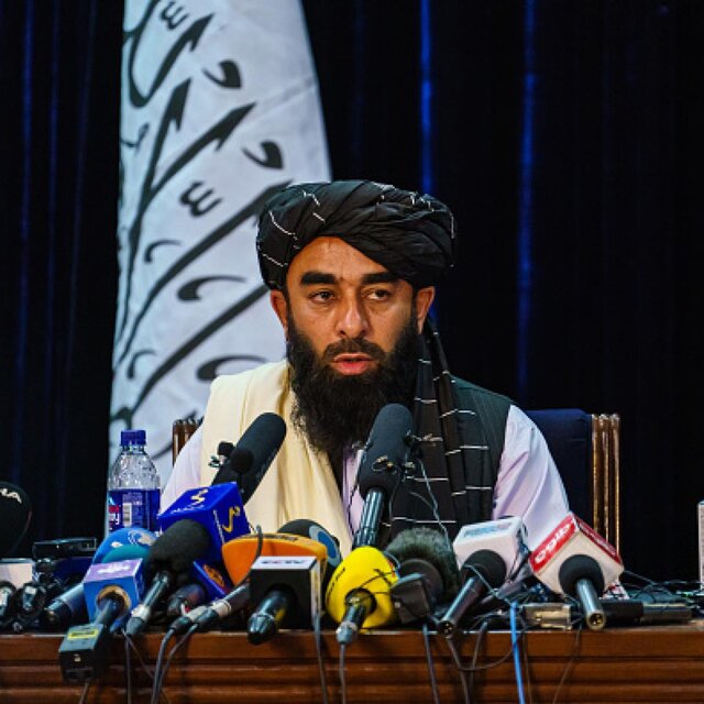 سخنگوی طالبان: خبر دیدار رئیس سیا با ملابردار را تایید نمیکنیم/ به زودی آخوندزاده را میبینید سخنگوی طالبان: خبر دیدار رئیس سیا با ملابردار را تایید نمیکنیم/ به زودی آخوندزاده را میبینید