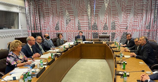 امیر عبداللهیان: درحال مرور دقیق گفتوگوهای انجام شده برای احیای برجام هستیم امیر عبداللهیان: درحال مرور دقیق گفتوگوهای انجام شده برای احیای برجام هستیم