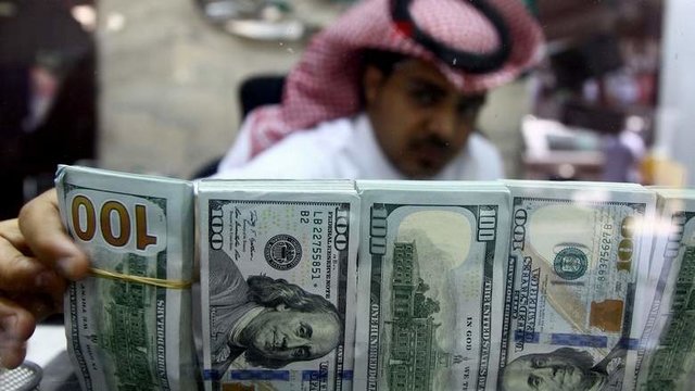 ثبت ۱۶۵ میلیارد دلار مازاد حساب جاری تولیدکنندگان نفت خاورمیانه
