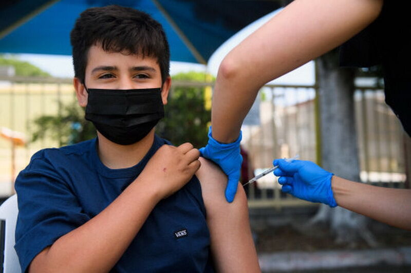 ۵ میلیون و ۶۰۷ هزار دانشآموز واکسینه شدند ۵ میلیون و ۶۰۷ هزار دانشآموز واکسینه شدند