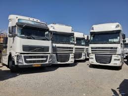 گلایههای کامیونداران از بلاتکلیفی و بدقولیها گلایههای کامیونداران از بلاتکلیفی و بدقولیها