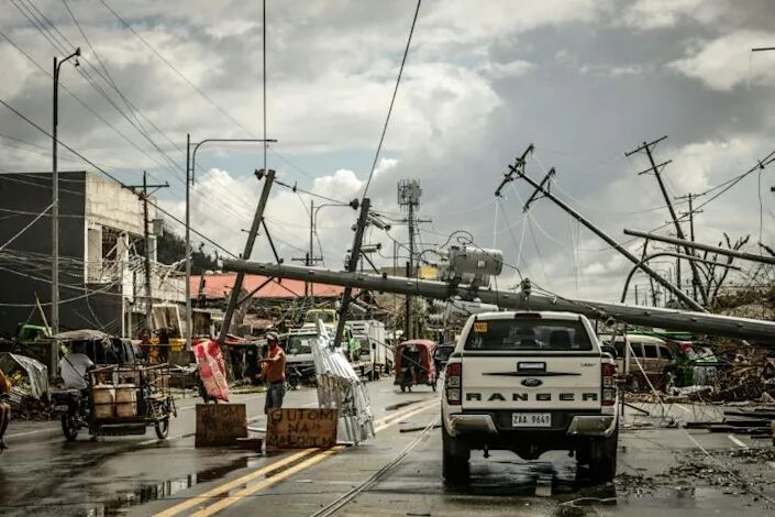 شمار قربانیان توفان فیلیپین به ۲۰۸ نفر رسید