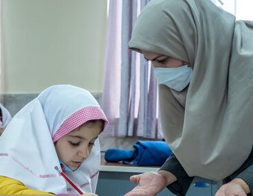 ترمیم حقوق یا رتبه‌بندی معلمان؟