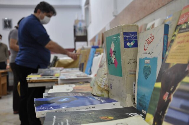 روزانه ۸۰۰ جلد کتاب در زندان رجایی شهر امانت سپرده می شود روزانه ۸۰۰ جلد کتاب در زندان رجایی شهر امانت سپرده می شود
