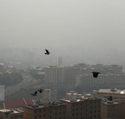 رتبه ششم ایران در آلودگی هوای غرب آسیا / سال‌های عمر از دست رفته تهرانی‌ها به دلیل هوای آلوده