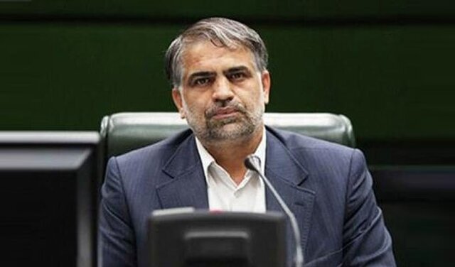 بشیری: تعطیل کردن دانشگاه ها مشکلی را حل نمیکند بشیری: تعطیل کردن دانشگاه ها مشکلی را حل نمیکند
