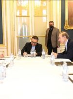 باقری با انریکه مورا دیدار می‌کند