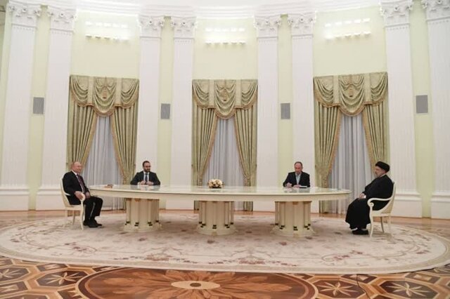 رئیس جمهور ایران با ولادیمیر پوتین دیدار کرد