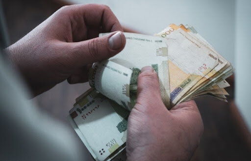 پایه حقوق کارگران برای سال آینده افزایش یابد پایه حقوق کارگران برای سال آینده افزایش یابد