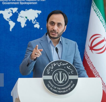 طرح پیشرانان اقتصادی بزرگترین سرمایه گذاری تاریخ اقتصاد ایران است طرح پیشرانان اقتصادی بزرگترین سرمایه گذاری تاریخ اقتصاد ایران است