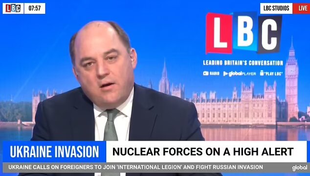 وزیر دفاع انگلیس: جنگ هستهای در کار نخواهد بود وزیر دفاع انگلیس: جنگ هستهای در کار نخواهد بود