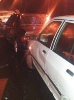 تصادف زنجیره ای ٢٠ خودرو در اتوبان حکیم شرق/ مصدومیت ۷ نفر