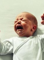 گریه نوزاد چه زمانی کاهش می‌یابد؟