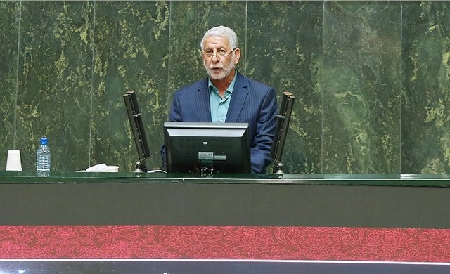 دهمرده: چرا نخبههای ما باید به دلیل تبعیض از کشور فرار کنند؟ دهمرده: چرا نخبههای ما باید به دلیل تبعیض از کشور فرار کنند؟