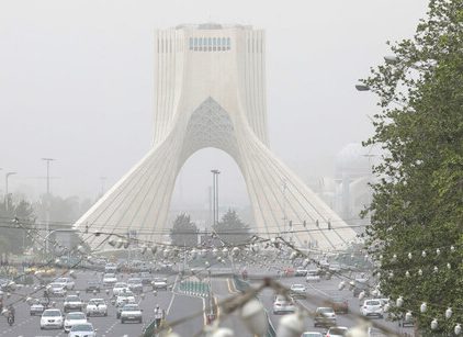 خیزش گرد و خاک در نیمه جنوبی و غربی تهران/افزایش دما از فردا