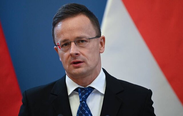 وزیر خارجه مجارستان: درخصوص تحریم گاز روسیه با اتحادیه اروپا مذاکره نمی‌کنیم