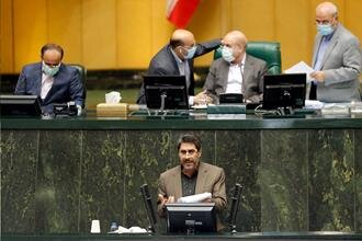 انتقاد حسینی از اسامی خودروهای داخلی انتقاد حسینی از اسامی خودروهای داخلی