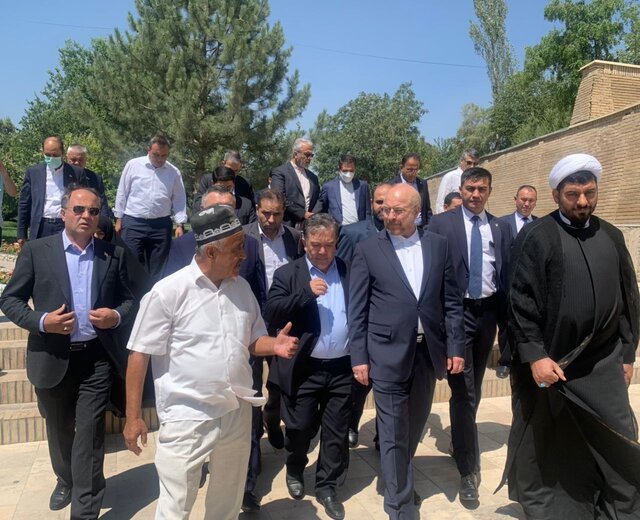 قالیباف از مراکز فرهنگی سمرقند بازدید کرد قالیباف از مراکز فرهنگی سمرقند بازدید کرد
