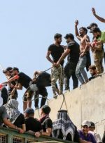 تظاهرات دوباره حامیان صدر در بغداد/ معترضان وارد ساختمان پارلمان عراق شدند